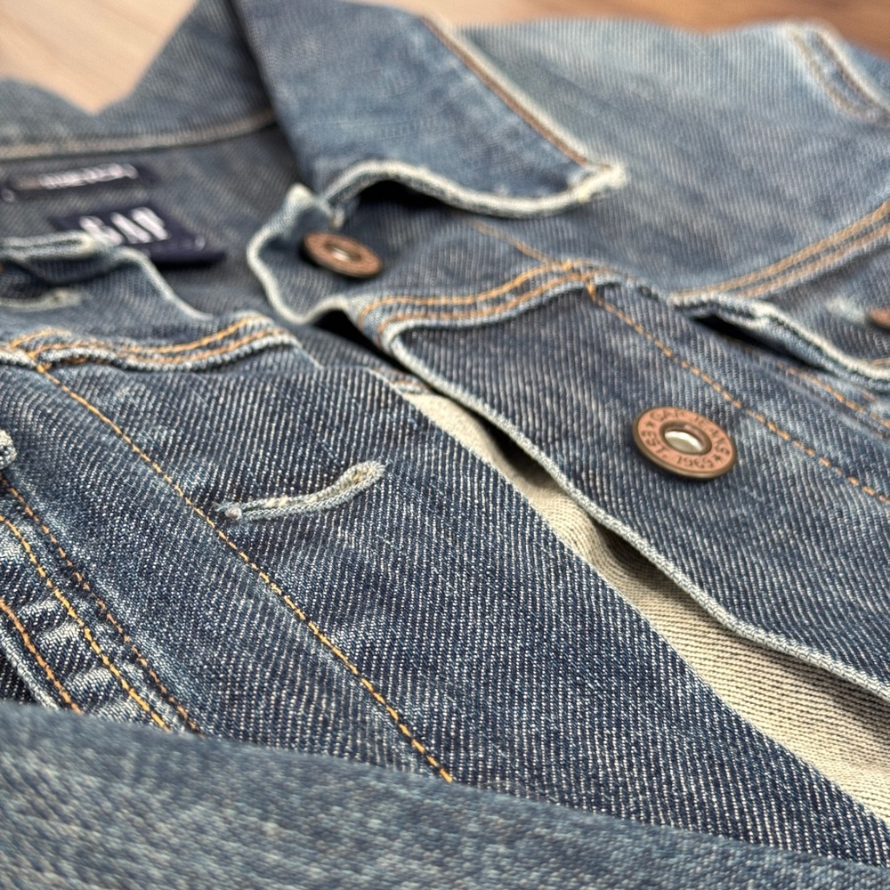 GAP Women's Blue Distressed Denim Jacket
